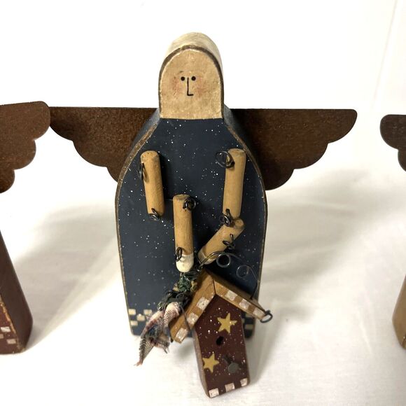 Set of 3 Wooden Folk Art Angels Primitive Christmas Holiday Decor Metal Wings - Picture 4 of 7